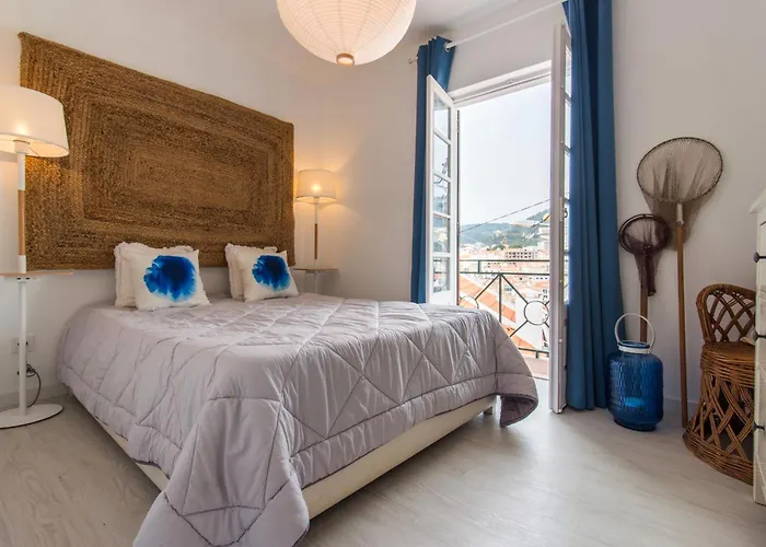 And Mountain Sesimbra