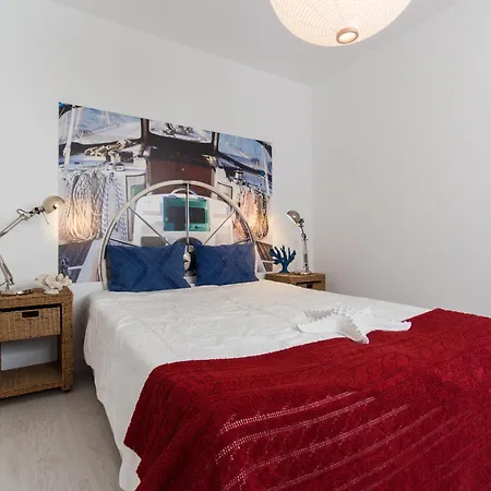 And Mountain * Sesimbra