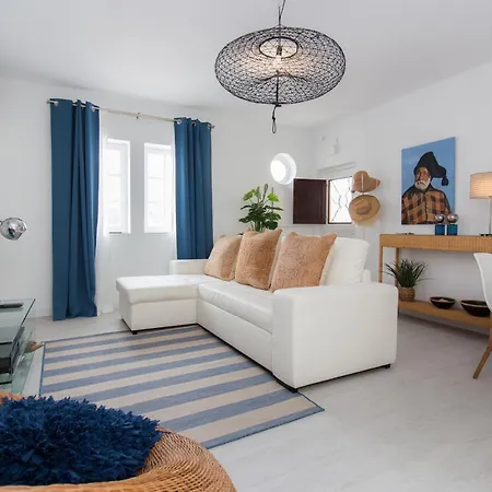 And Mountain * Sesimbra